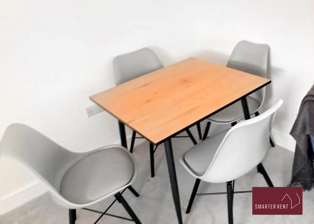 Eton, Windsor - 1 Bedroom First Floor Apartment - Parking 外观 照片